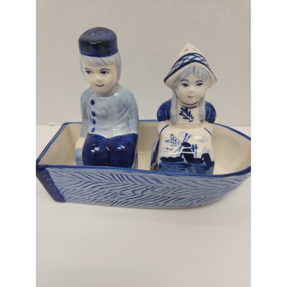 Vtg Delft Blue Dutch Handpainted Girl & Boy in 6" Boat Salt & Pepper Shakers